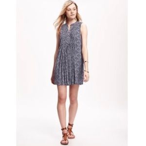 Old Navy Black Print Pintuck Dress